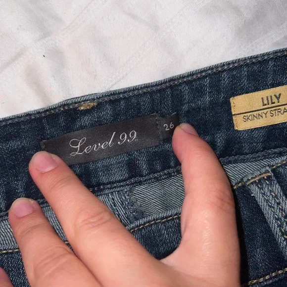 LEVEL 99 - Picture 3 of 4